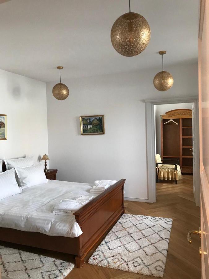Augsburg Apart Piatra Neamţ Zewnętrze zdjęcie